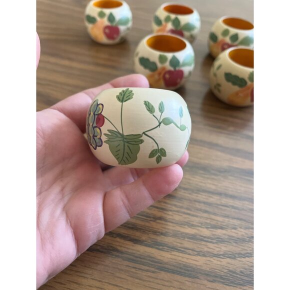 Set of six hand painted napkin rings with fruit - Picture 3 of 7
